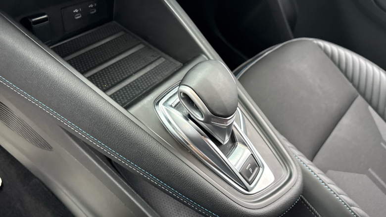 Renault Symbioz 1.6 E-Tech FHEV 145 Techno Esprit Alpine 5dr Auto Hybrid Estate